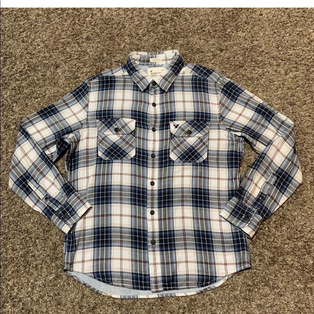 American Eagle Outfitters Blue and White Plaid Casual Button Down Shirt